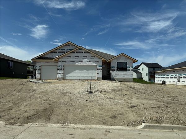 3328 NW Brookside Drive, Grimes, IA 50111
