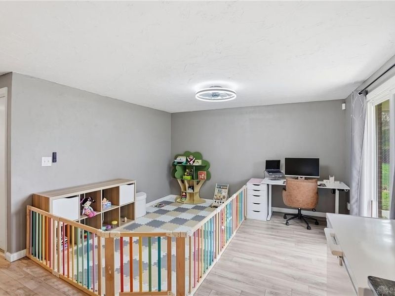 6241 Cruxten Drive, Huber Heights, OH 45424 Photo 12