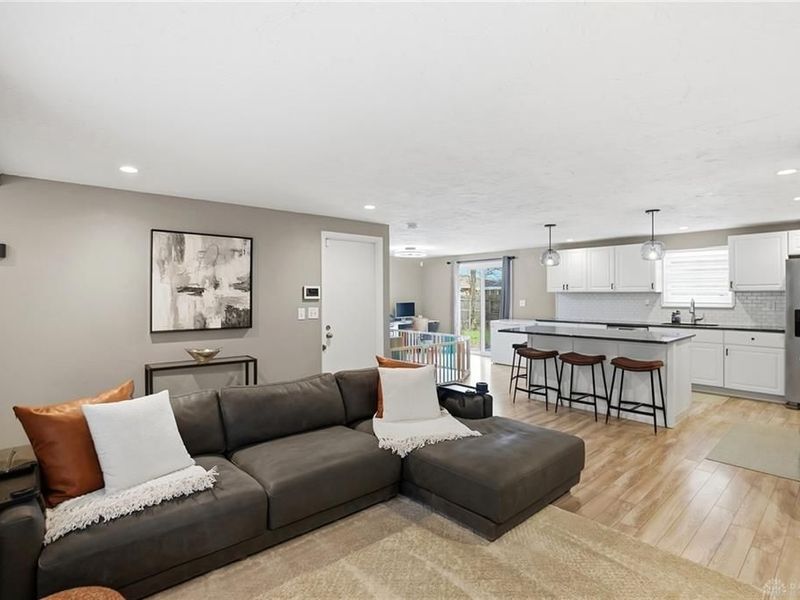 6241 Cruxten Drive, Huber Heights, OH 45424 Photo 7