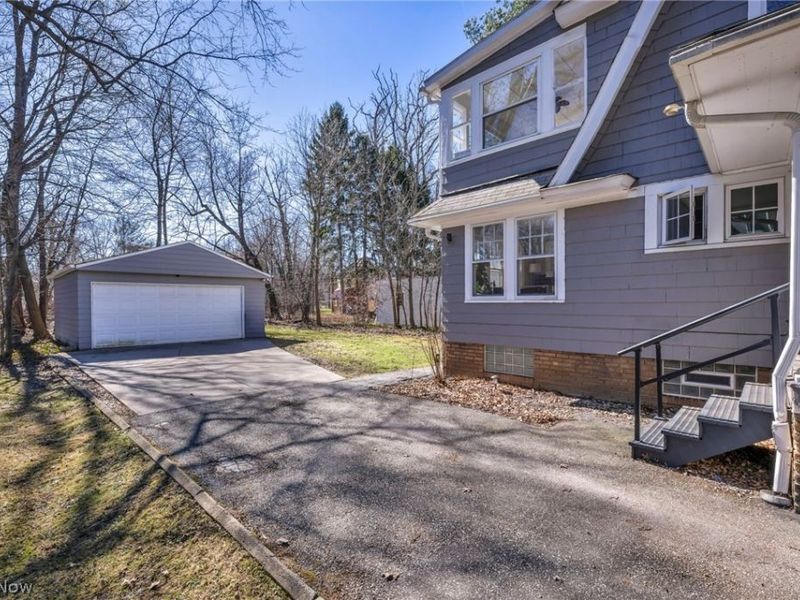 1521 Parkhill Road , Cleveland Heights, OH 44121 Photo 38