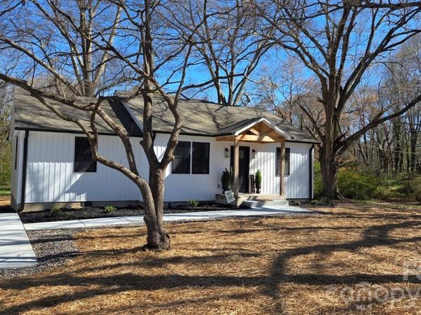 1325 W NC Hwy 150 Highway , Lincolnton, NC 28092