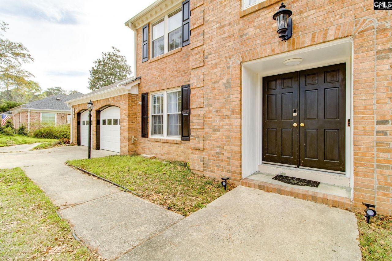 838 Gardendale Drive  Photo 4