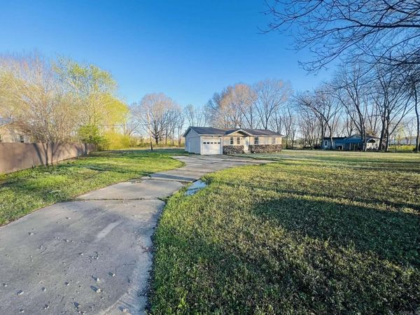 723 E Center Street , Beebe, AR 72012