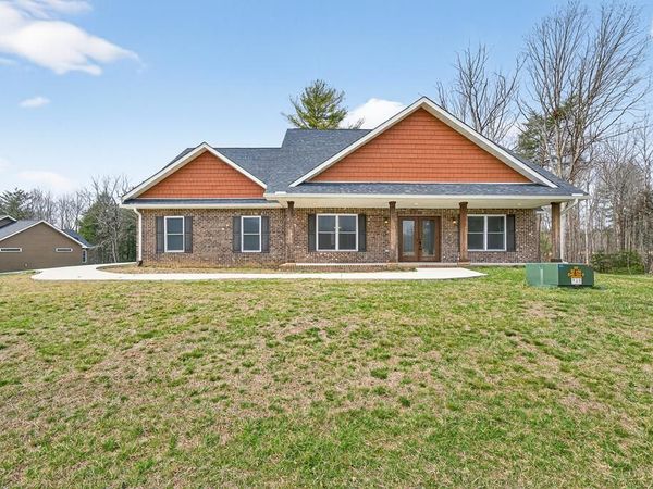 204 Suzie Court, Crossville, TN 38555