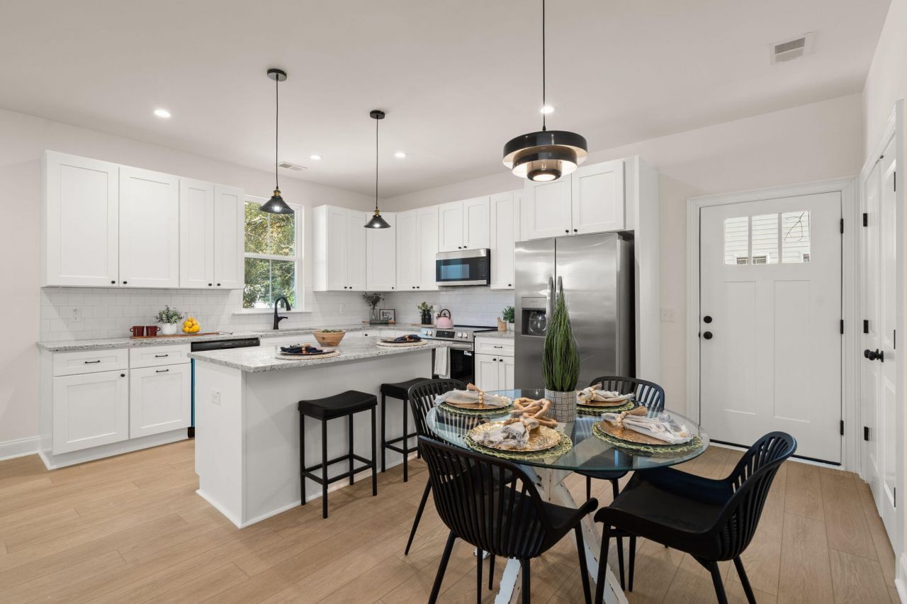 1937 Token Street Photo 11