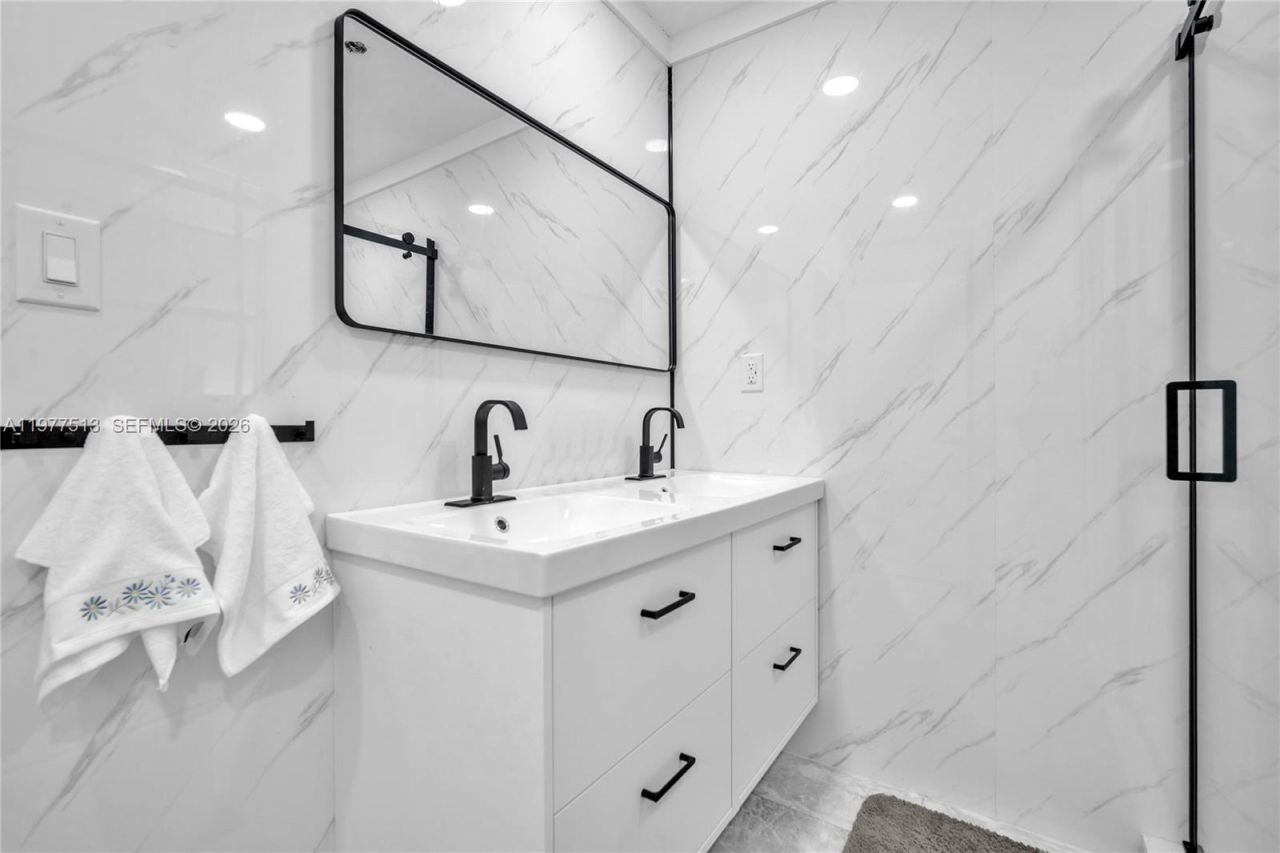 7151 Taft St, Hollywood, FL 33024 Photo