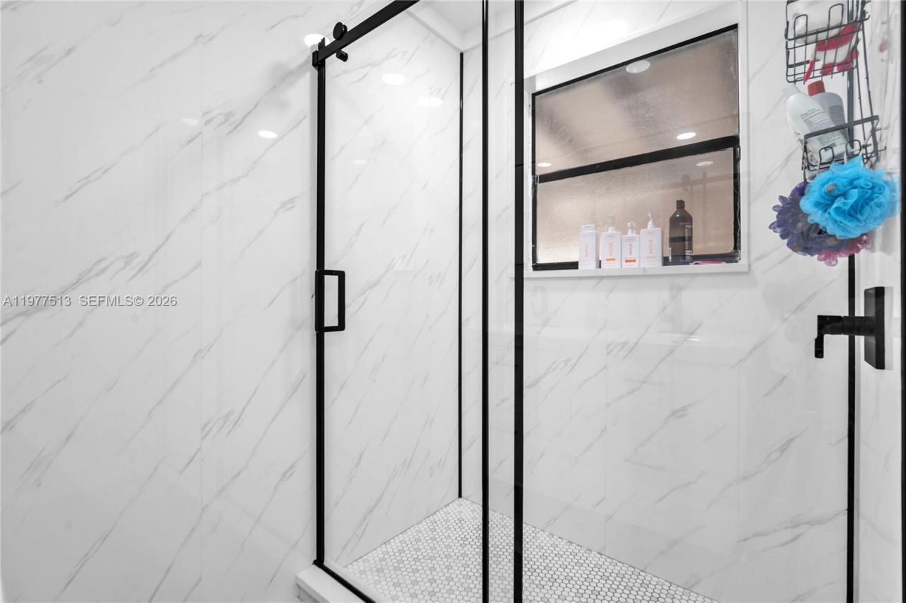 7151 Taft St, Hollywood, FL 33024 Photo