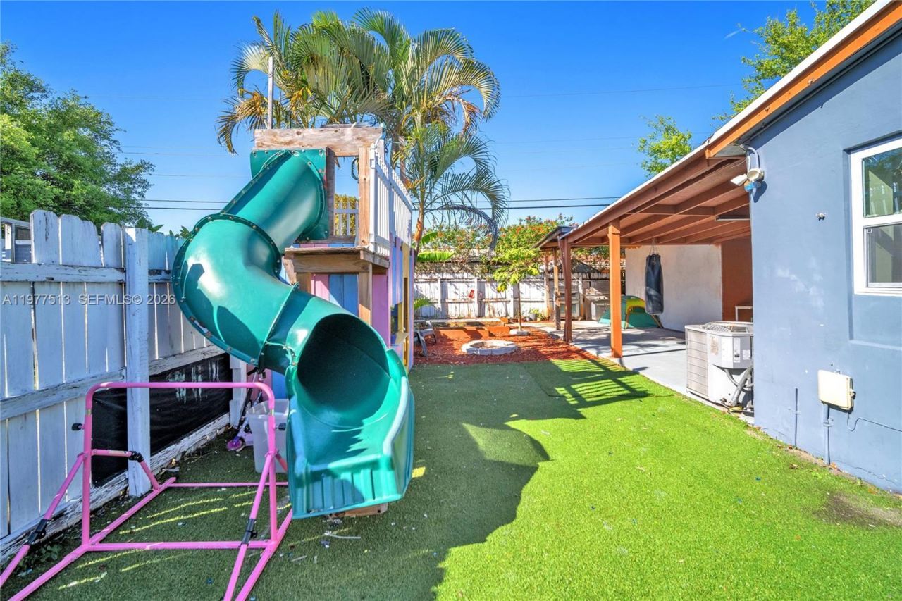 7151 Taft St, Hollywood, FL 33024 Photo