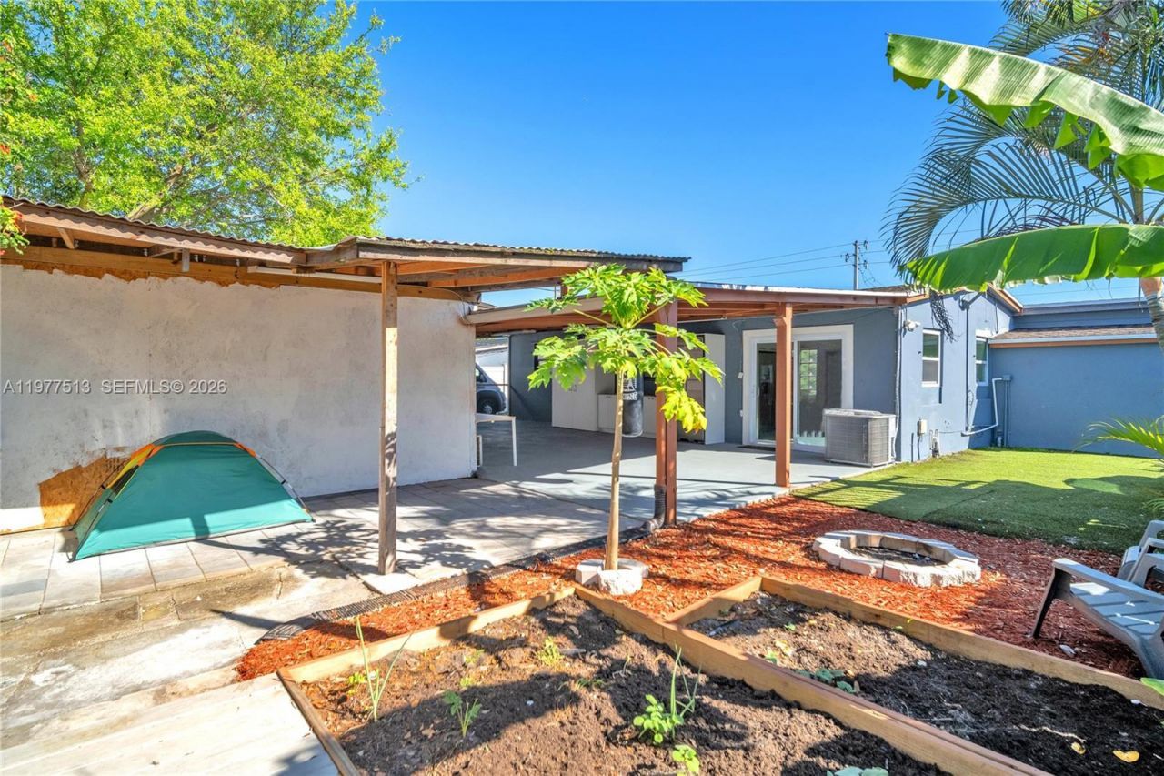 7151 Taft St, Hollywood, FL 33024 Photo