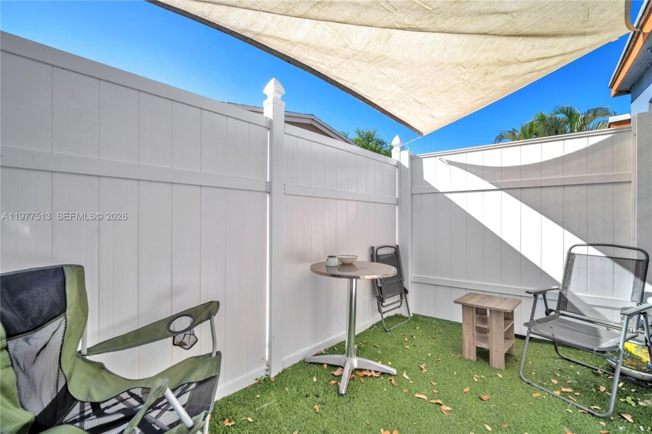 7151 Taft St, Hollywood, FL 33024 Photo