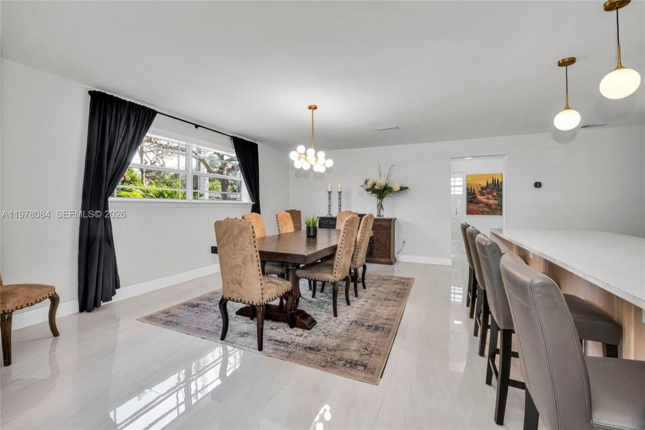 6904 SW 65th Ave, South Miami, FL 33143 Photo