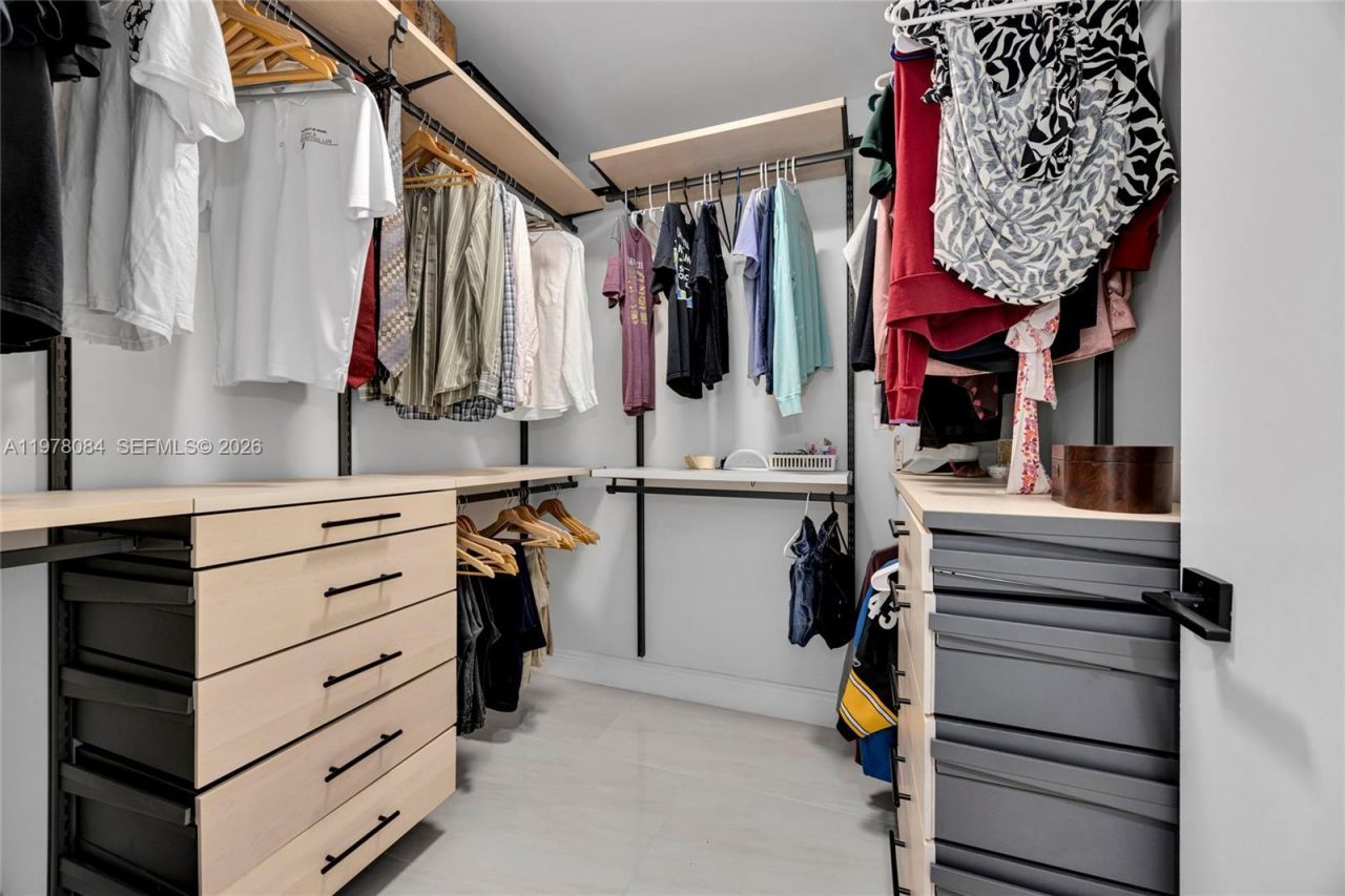 6904 SW 65th Ave, South Miami, FL 33143 Photo