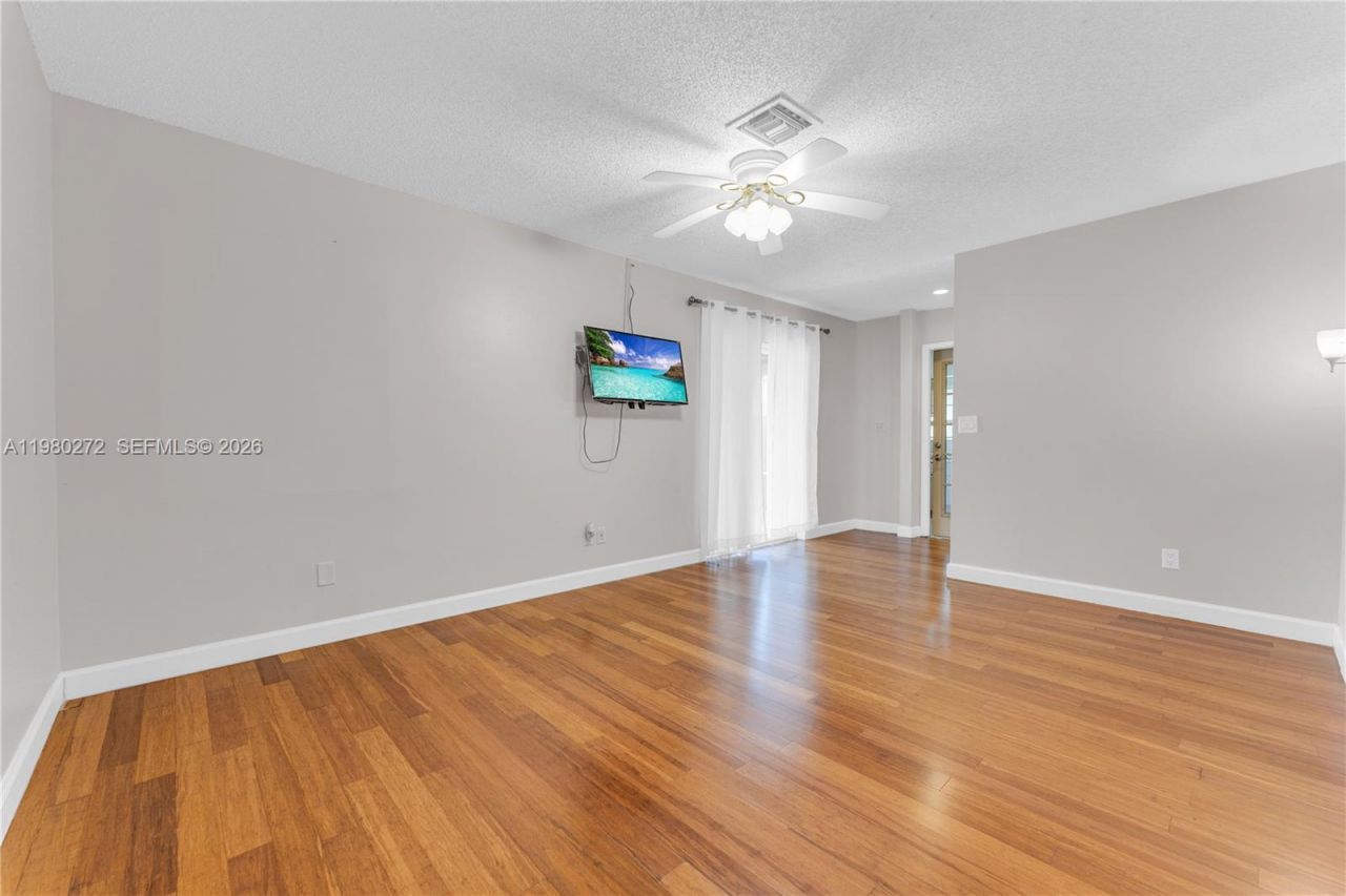 12145 Begonia Way, Unit 12145, Cooper City, FL 33026 Photo