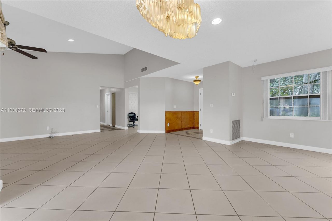 12145 Begonia Way, Unit 12145, Cooper City, FL 33026 Photo