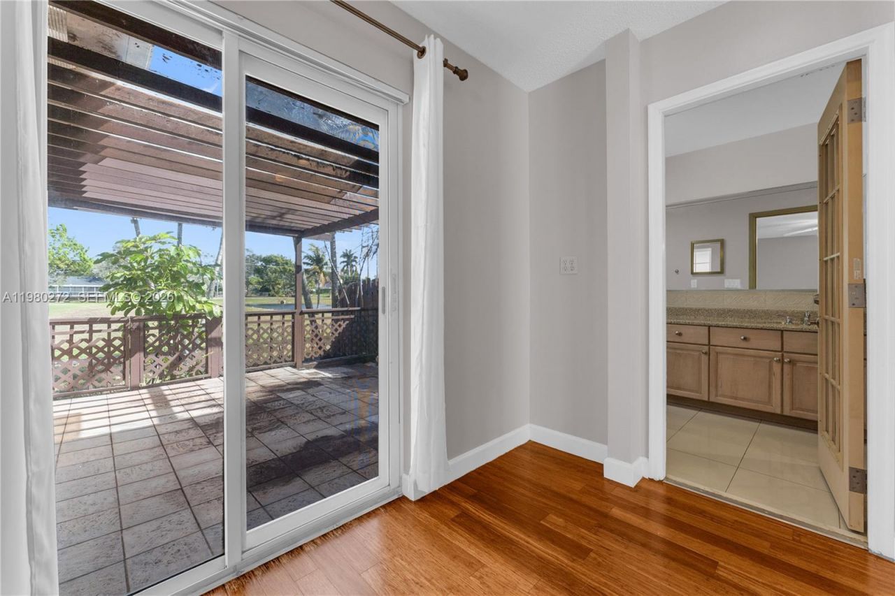 12145 Begonia Way, Unit 12145, Cooper City, FL 33026 Photo