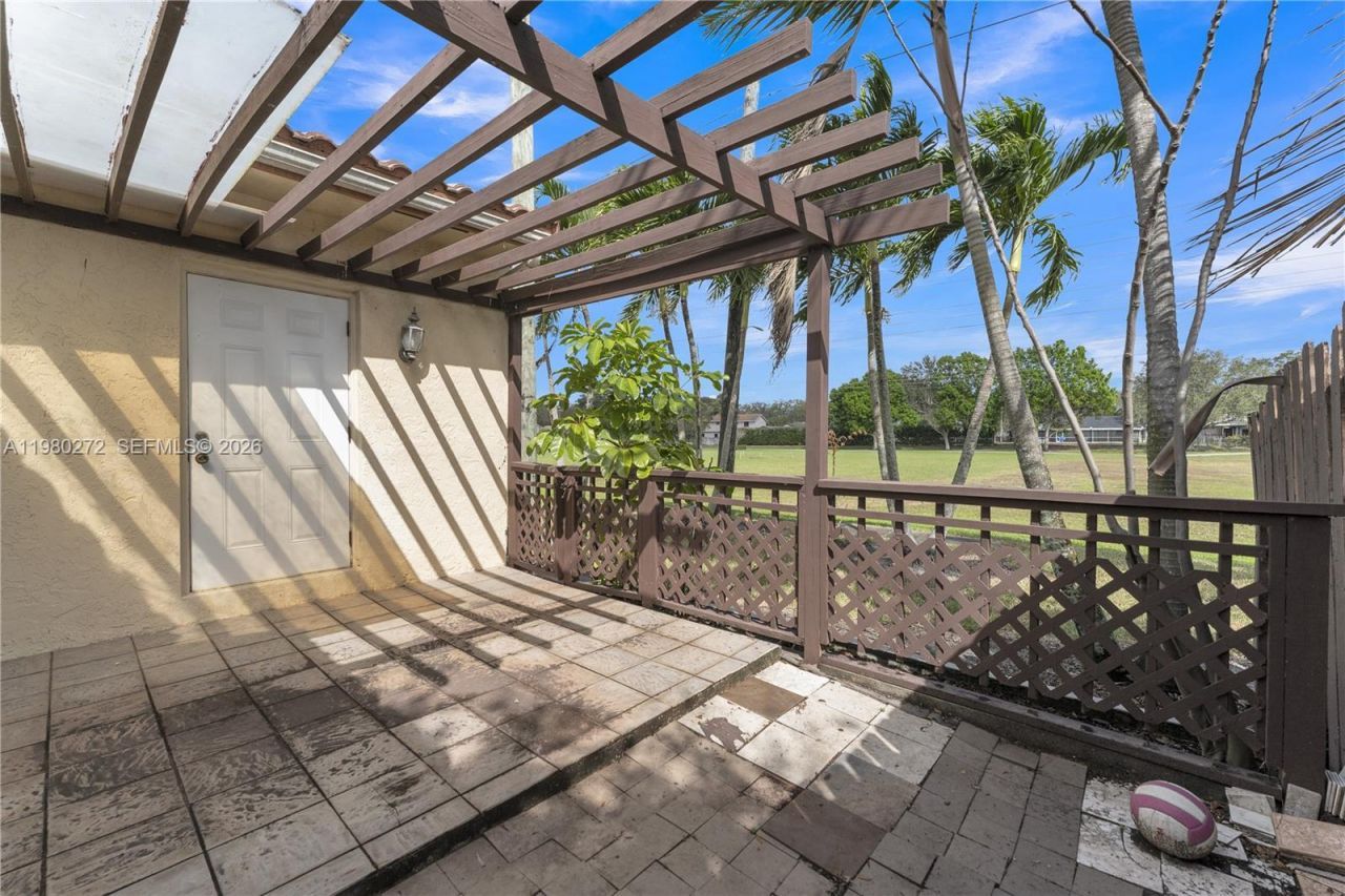 12145 Begonia Way, Unit 12145, Cooper City, FL 33026 Photo