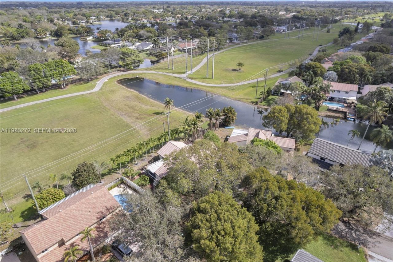 12145 Begonia Way, Unit 12145, Cooper City, FL 33026 Photo