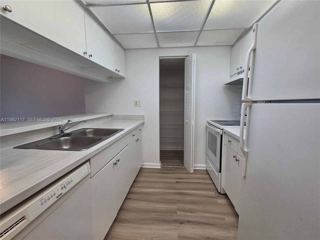 850 N Miami Ave , Unit W-605, Miami, FL 33136 Photo