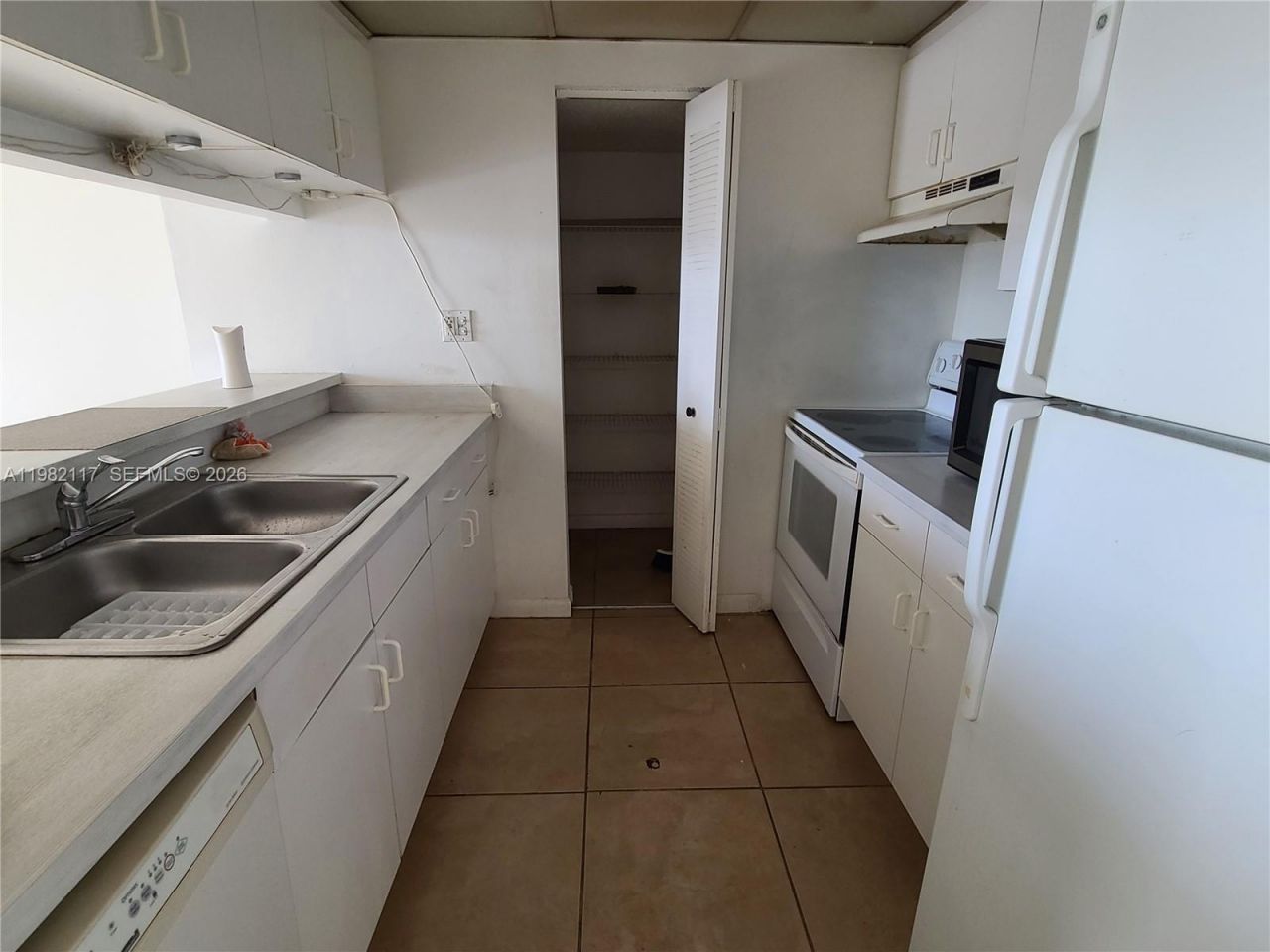 850 N Miami Ave , Unit W-605, Miami, FL 33136 Photo