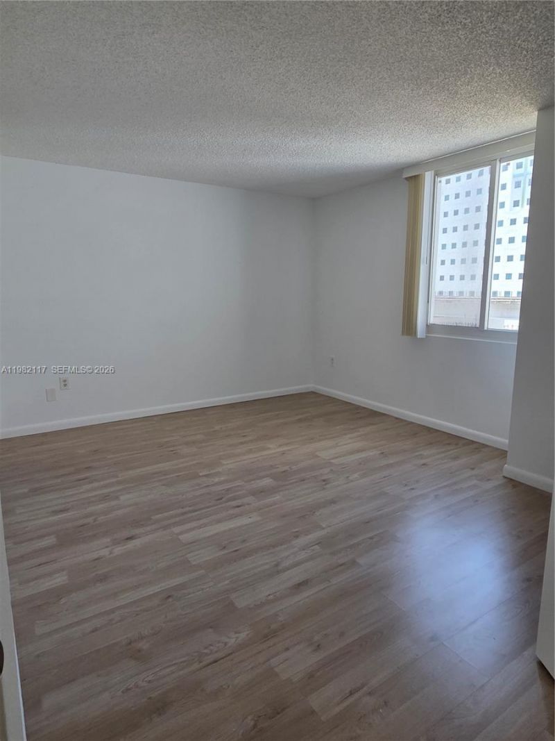 850 N Miami Ave , Unit W-605, Miami, FL 33136 Photo