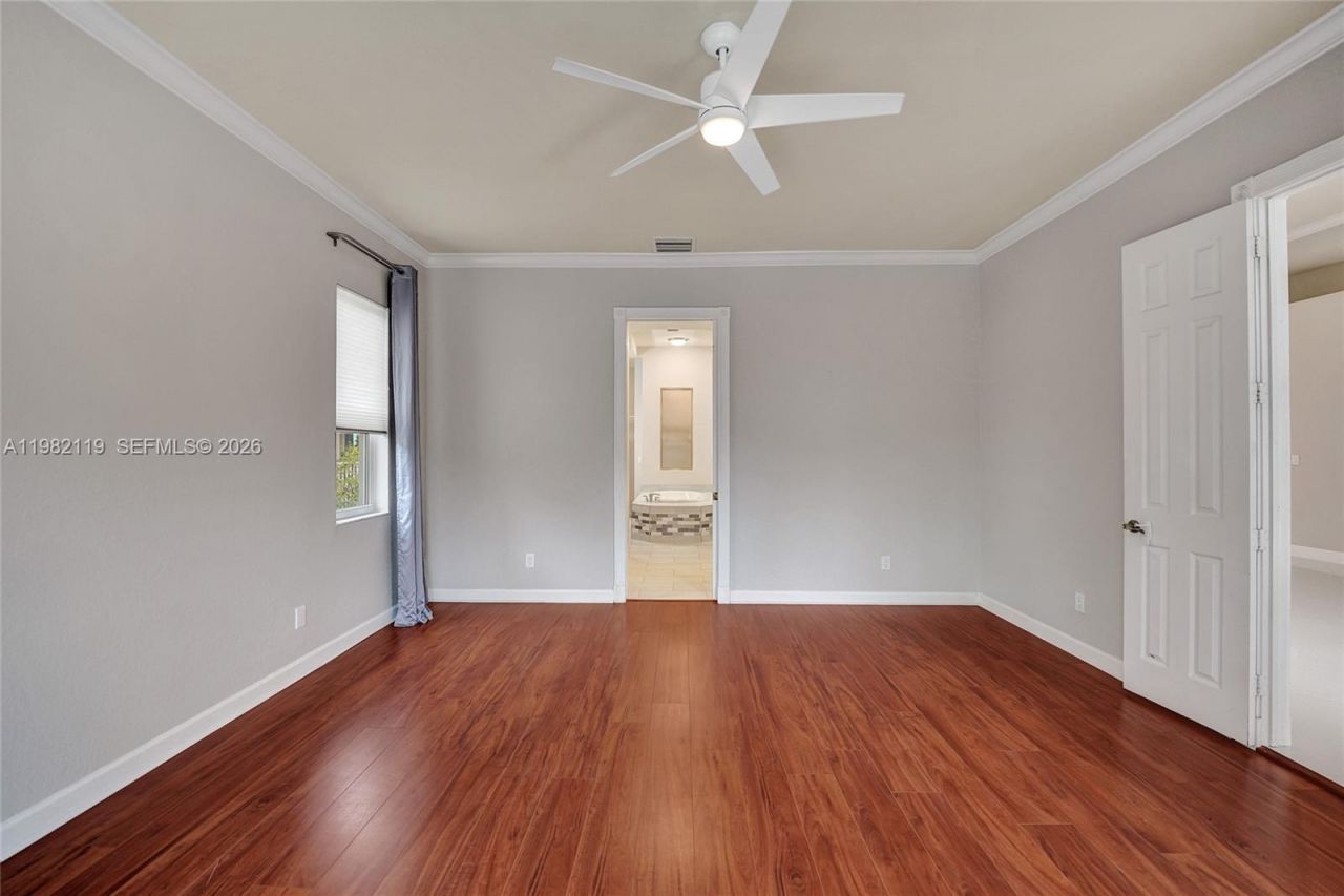 8006 N Savannah Cir, Davie, FL 33328 Photo