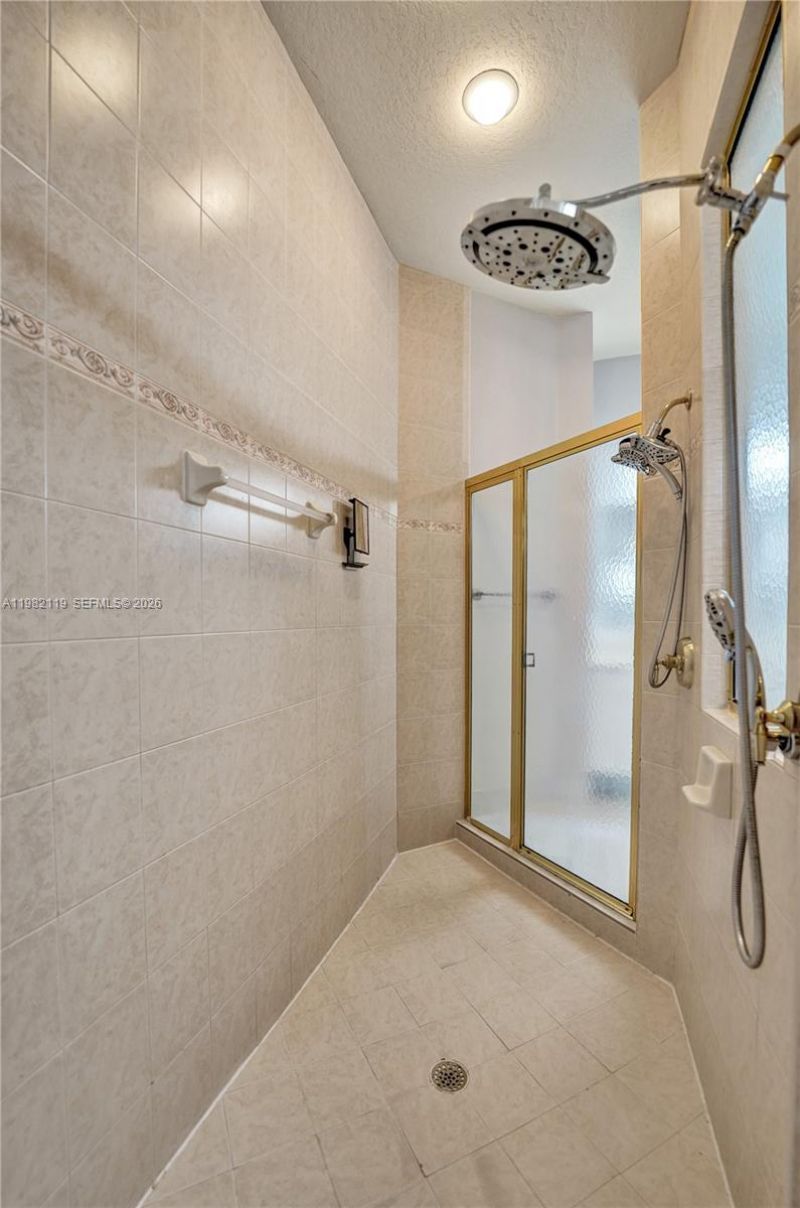 8006 N Savannah Cir, Davie, FL 33328 Photo