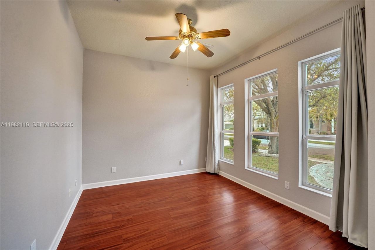 8006 N Savannah Cir, Davie, FL 33328 Photo