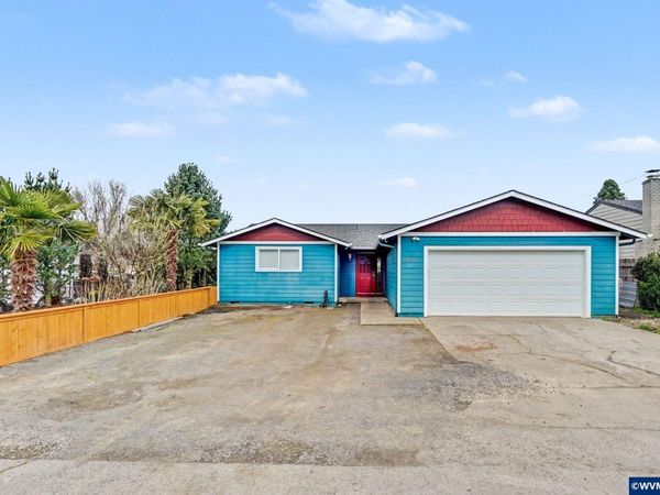 4713 Herrin Dr NE, Salem, OR 97305