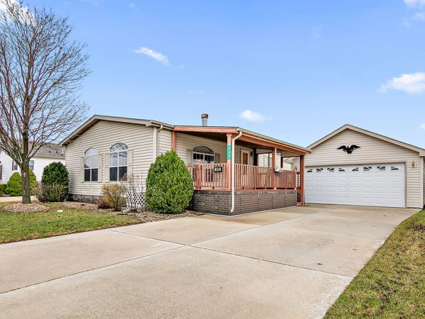 848 Aspen Drive , Manteno, IL 60950