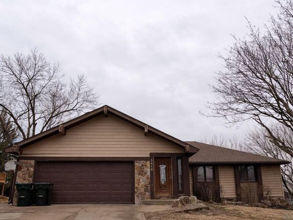 2419 Seneca Way, Sioux City, IA 51104