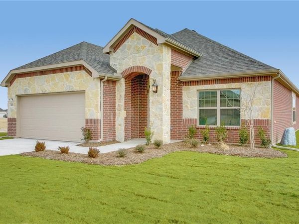 601 Beechwood Drive, Greenville, TX 75402