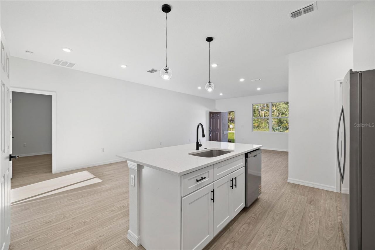 10020 N Deltona Boulevard, Citrus Springs, FL 34434 Photo