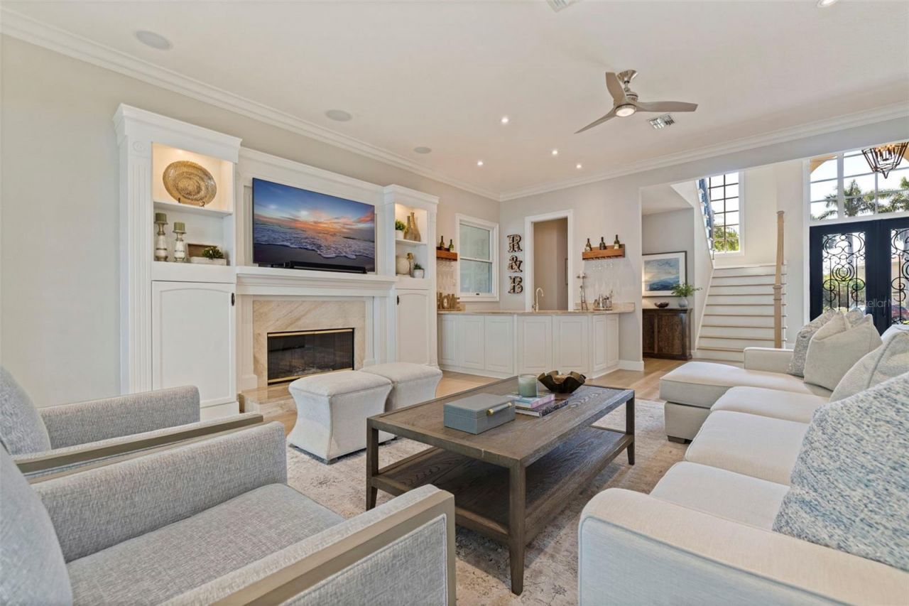 1285 Gasparilla Drive Ne, Saint Petersburg, FL 33702 Photo