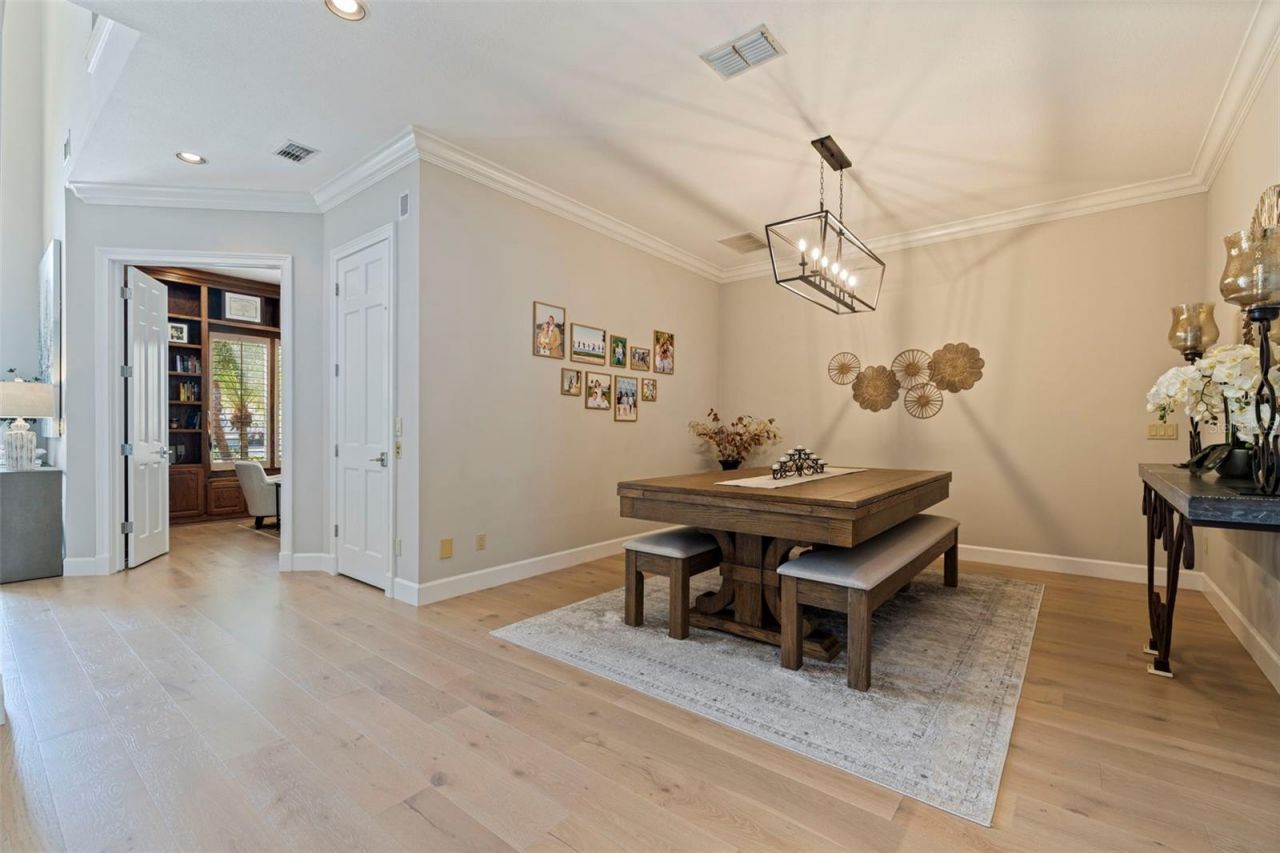 1285 Gasparilla Drive Ne, Saint Petersburg, FL 33702 Photo