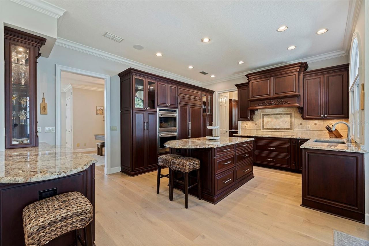 1285 Gasparilla Drive Ne, Saint Petersburg, FL 33702 Photo