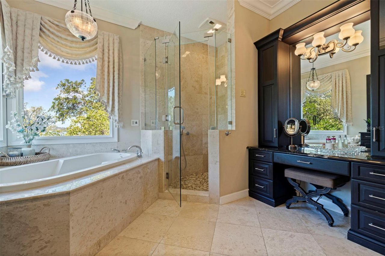 1285 Gasparilla Drive Ne, Saint Petersburg, FL 33702 Photo