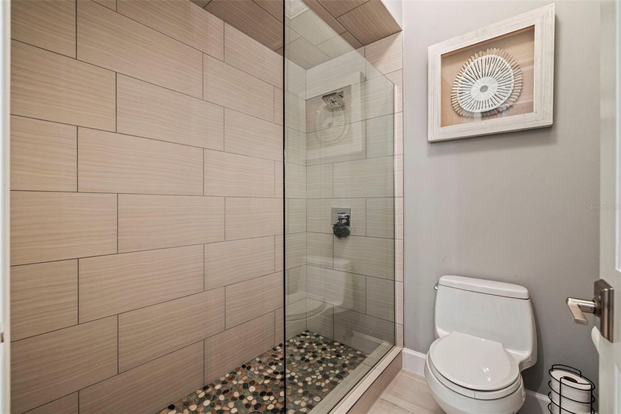 1285 Gasparilla Drive Ne, Saint Petersburg, FL 33702 Photo