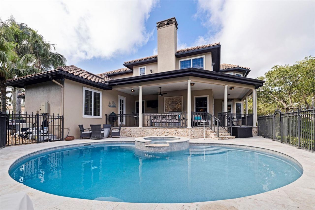 1285 Gasparilla Drive Ne, Saint Petersburg, FL 33702 Photo