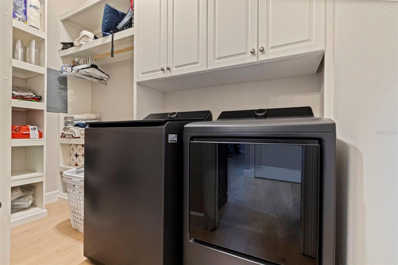 1285 Gasparilla Drive Ne, Saint Petersburg, FL 33702 Photo