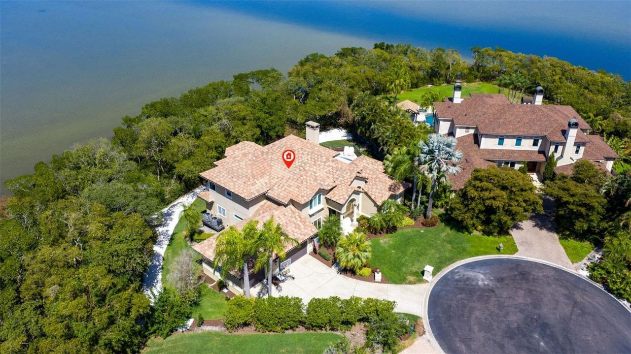 1285 Gasparilla Drive Ne, Saint Petersburg, FL 33702 Photo