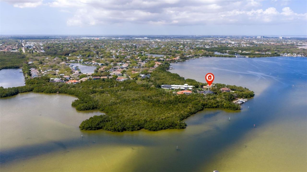 1285 Gasparilla Drive Ne, Saint Petersburg, FL 33702 Photo