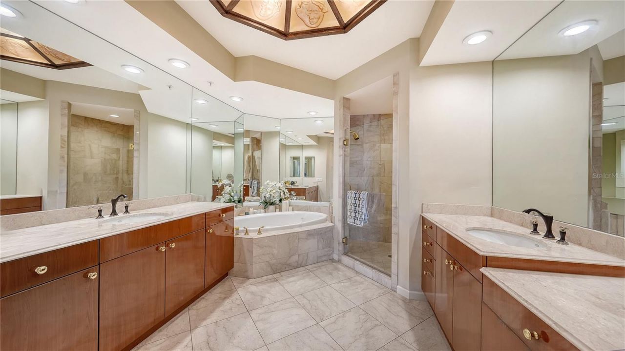 35 Watergate Drive, Unit 1506, Sarasota, FL 34236 Photo