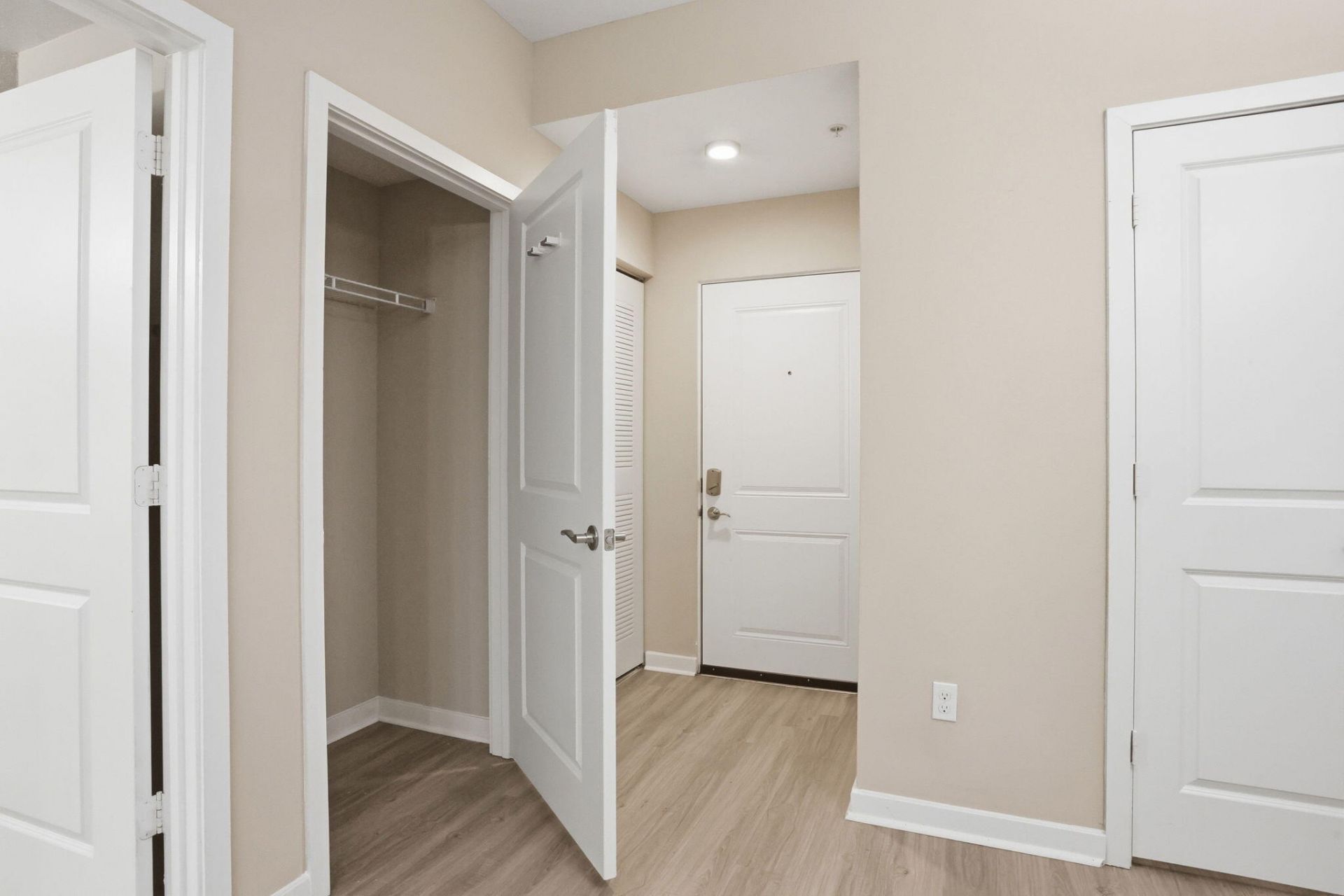 3605 High Ridge Way, Unit 204, Boynton Beach, FL 33426 Photo