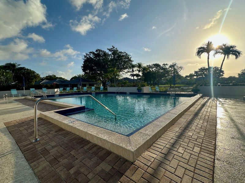 539 Club Drive, Palm Beach Gardens, FL 33418 Photo