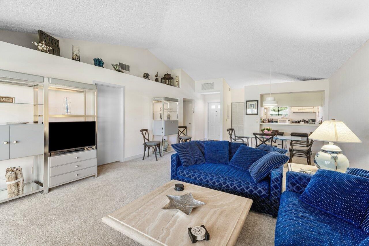 539 Club Drive, Palm Beach Gardens, FL 33418 Photo