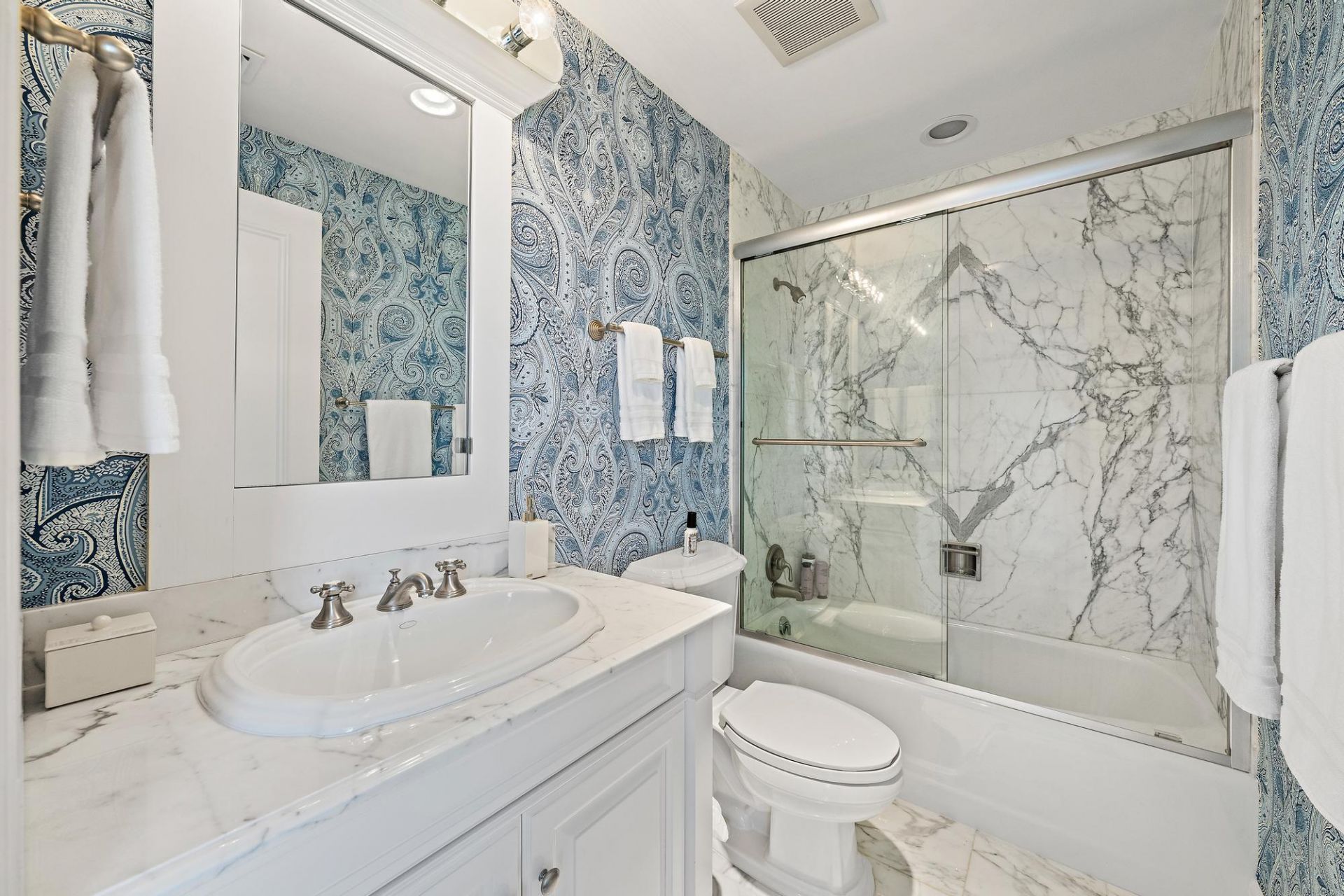 100 Royal Palm Way, Unit G4, Palm Beach, FL 33480 Photo