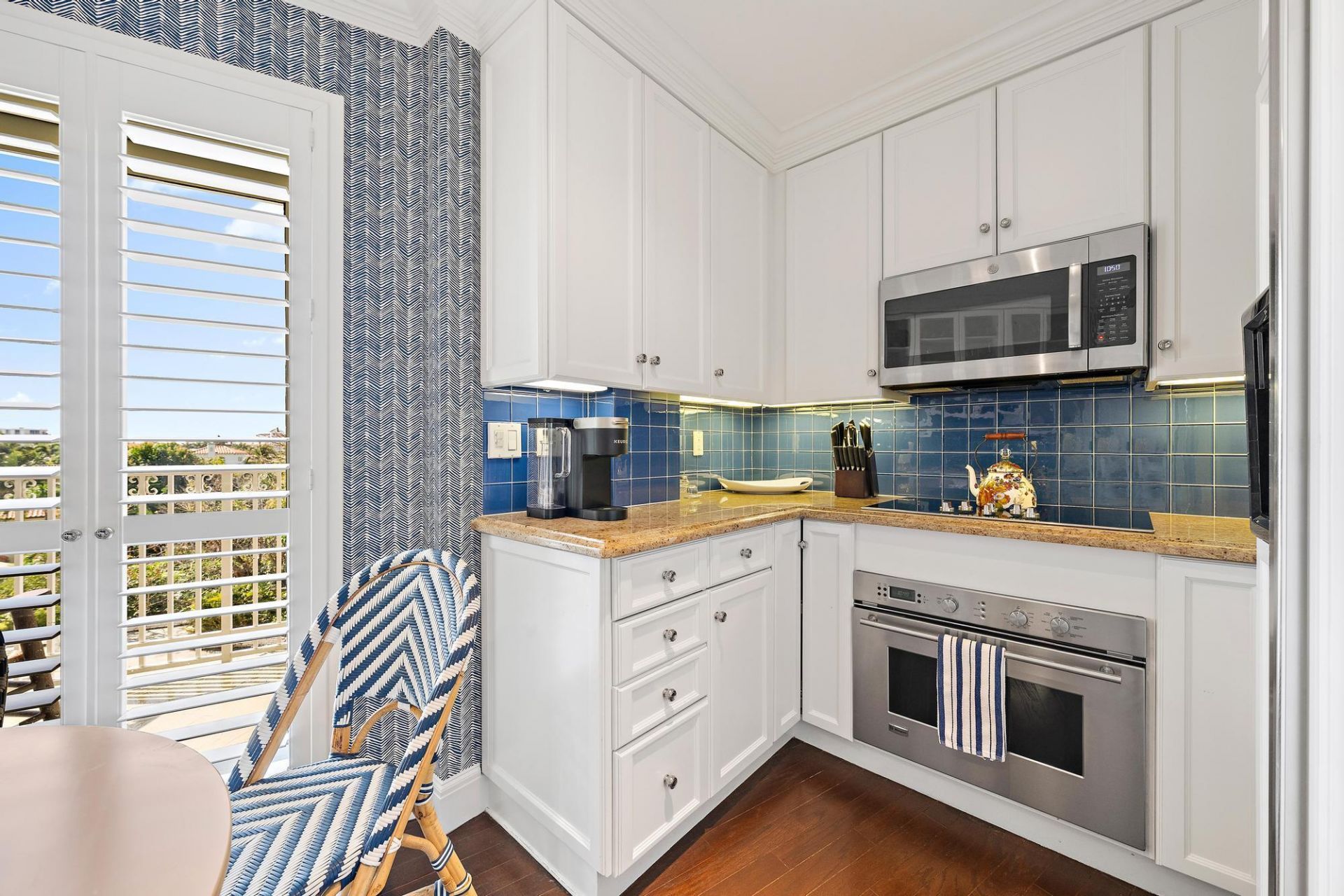 100 Royal Palm Way, Unit G4, Palm Beach, FL 33480 Photo