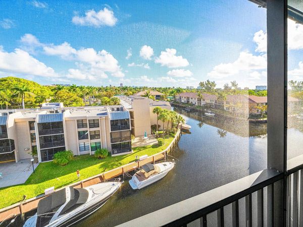 6 Royal Palm Way, Unit 605, Boca Raton, FL 33432