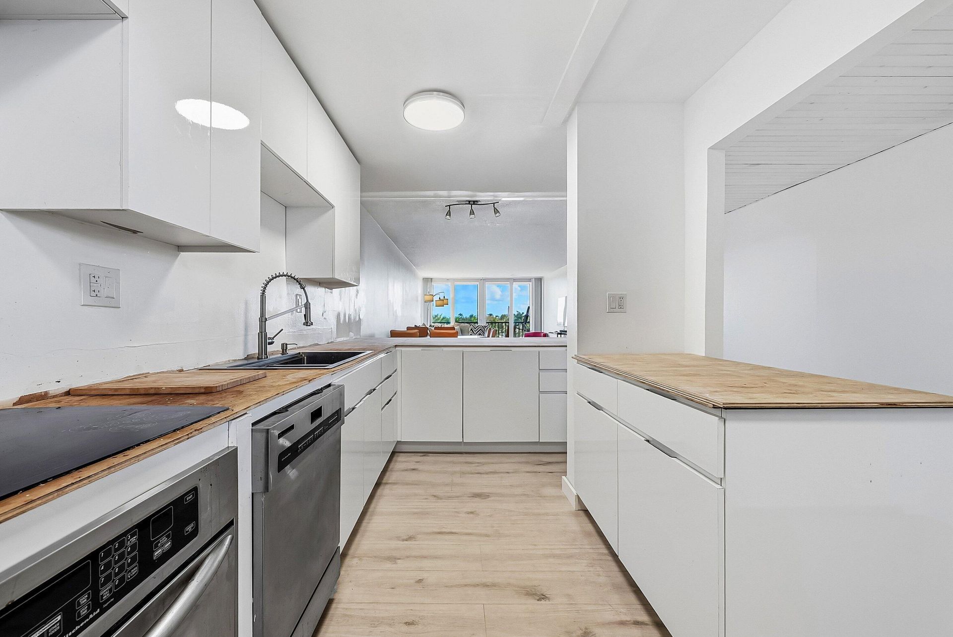 6 Royal Palm Way, Unit 605, Boca Raton, FL 33432 Photo