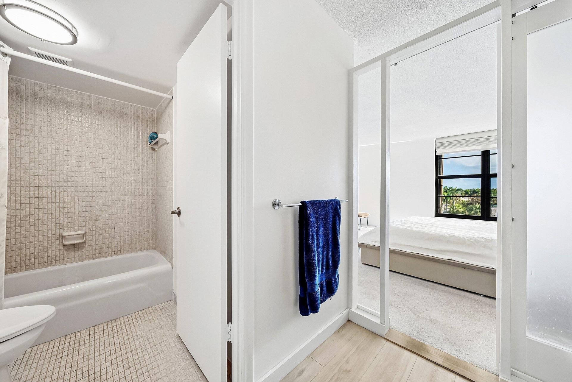 6 Royal Palm Way, Unit 605, Boca Raton, FL 33432 Photo